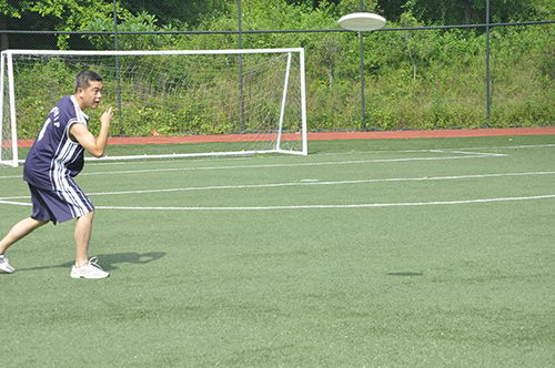 來(lái)，看葉經(jīng)理的急速飛盤