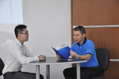 對(duì)“客戶(hù)”講解公司的發(fā)展歷程